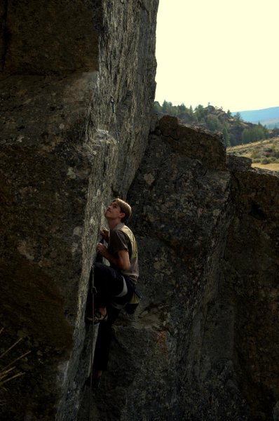 Kristian in the crux on the unknown 7b